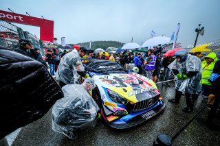 Gridwalk, Race
