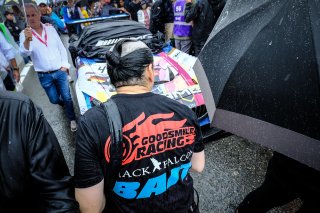 Gridwalk, Race
