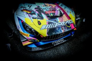 Gridwalk, Race
