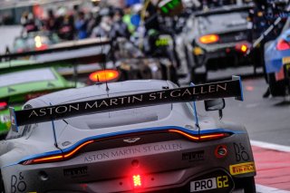 Pitlane, Race
