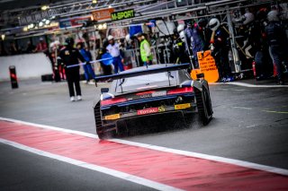 Pitlane, Race
