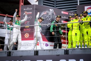 Podium, Race
