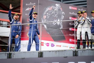 Podium, Race
