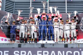 Podium, Race
