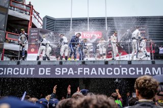 Podium, Race
