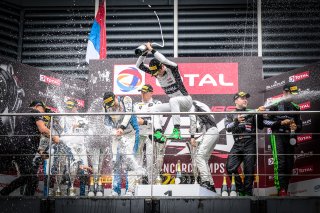 Podium, Race
