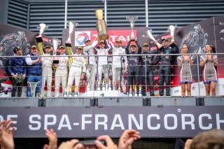 Podium, Race
