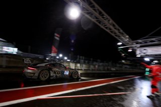 #117 KÜS Team75 Bernhard **** DEU Porsche 911 GT3 R - - Earl Bamber NZL Timo Bernhard DEU Laurens Vanthoor BEL - IntGTC, Pitlane, Race
