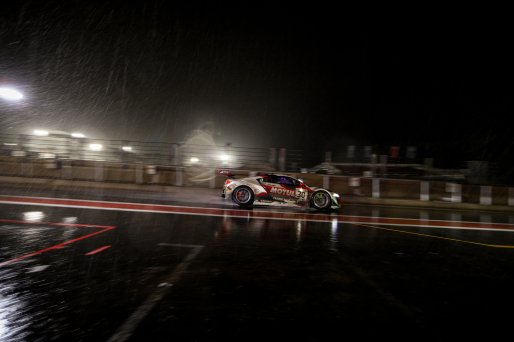 #30 Honda Team Motul **** ITA Honda Acura NSX GT3 2019 - - Mario Farnbacher DEU Renger van der Zande NDL Bertrand Baguette BEL - IntGTC, Pitlane, Race
 | SRO / Kevin Pecks-1VIER