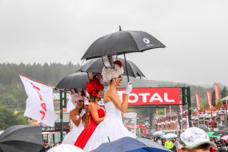 Gridwalk, Race
