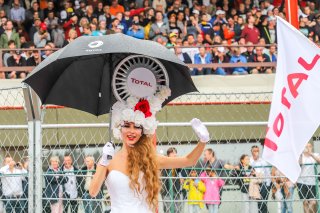 Gridwalk, Race
