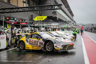 Pit Lane, Race
