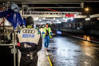 Pitlane, Race
