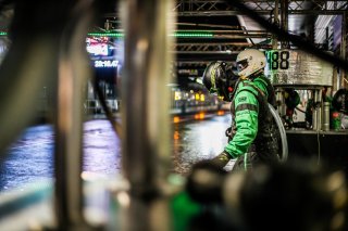 Pitlane, Race

