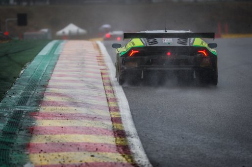 #77 Barwell Motorsport GBR Lamborghini Huracan GT3 2019 Adrian Amstutz CHE Leo Matchiski RUS Richard Abra GBR Patrick Kujala FIN AM Cup, Race
 | SRO / Jules Benichou - 21creation