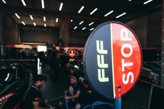 Scrutineering, Set up
