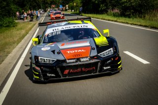 Parade

