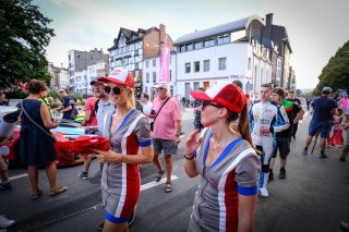 Parade

