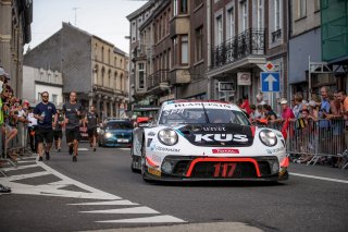 Parade
