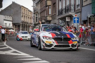 Parade
