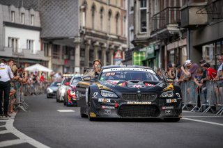 Parade
