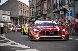 Parade
