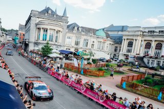 Parade
