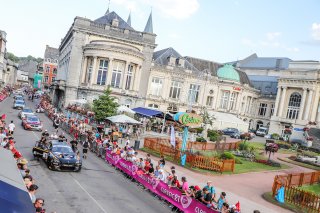 Parade
