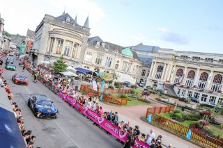 Parade
