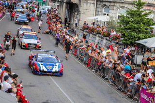 Parade
