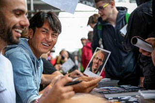 #00 Goodsmile Racing & Type-Moon Racing JPN Mercedes-AMG GT3 - - Nobuteru Taniguchi JPN Tatsuya Kataoka JPN Adam Christodoulou GBR -, Autograph Session
