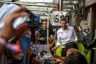 #4 Mercedes-AMG Team BLACK FALCON **** DEU Mercedes-AMG GT3 - - Maro Engel DEU Yelmer Buurman NDL Luca Stolz DEU - IntGTC, Autograph Session
 | SRO / Kevin Pecks-1VIER