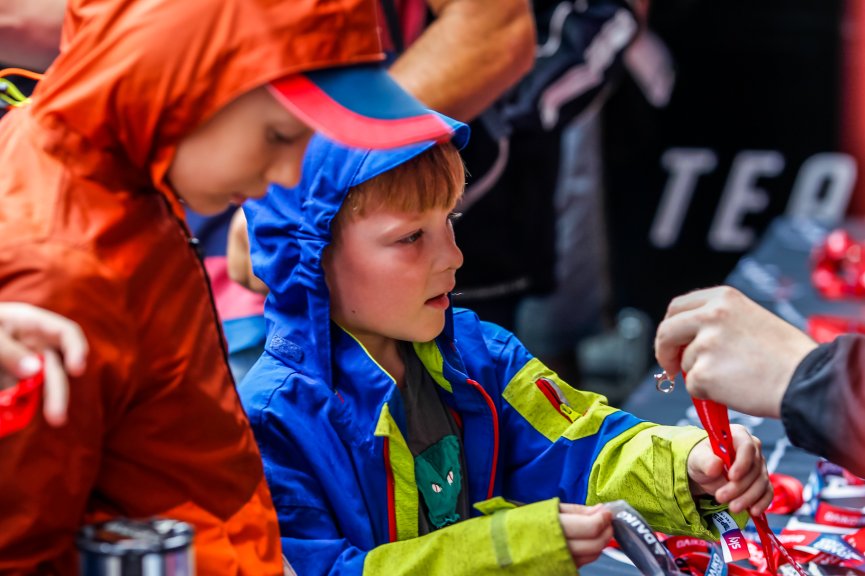 Autograph Session