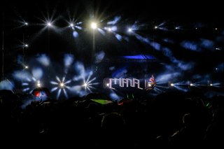 Concert
