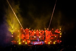Concert
