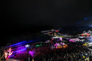 Concert
