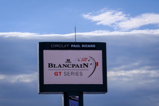 Pitlane
