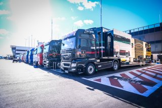 Paddock
