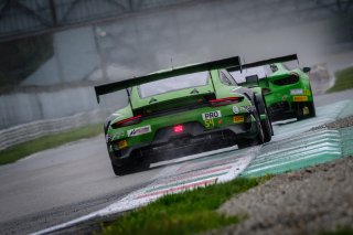 #54 Dinamic Motorsport ITA Porsche 911 GT3 R Klaus Bachler AUT Andrea Rizzoli ITA Zaid Ashkanani KWT -, Race
