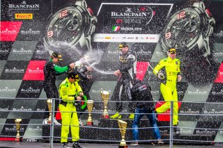 Podium, Race
