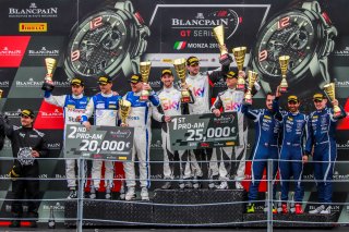 Podium, Race
