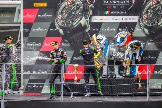 Podium, Race
