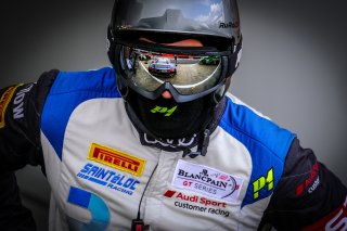 Free Practice 2, Pitlane
