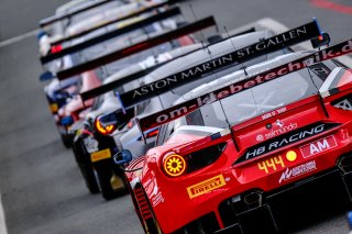 Free Practice 2, Pitlane
