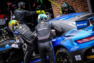 Pitlane, Race 1
