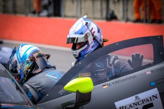 Pitlane, Race 1
