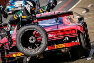 Pitlane, Race 2
