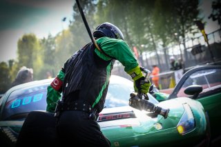 Pitlane, Race 2
