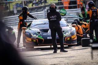 Pitlane, Race 2
