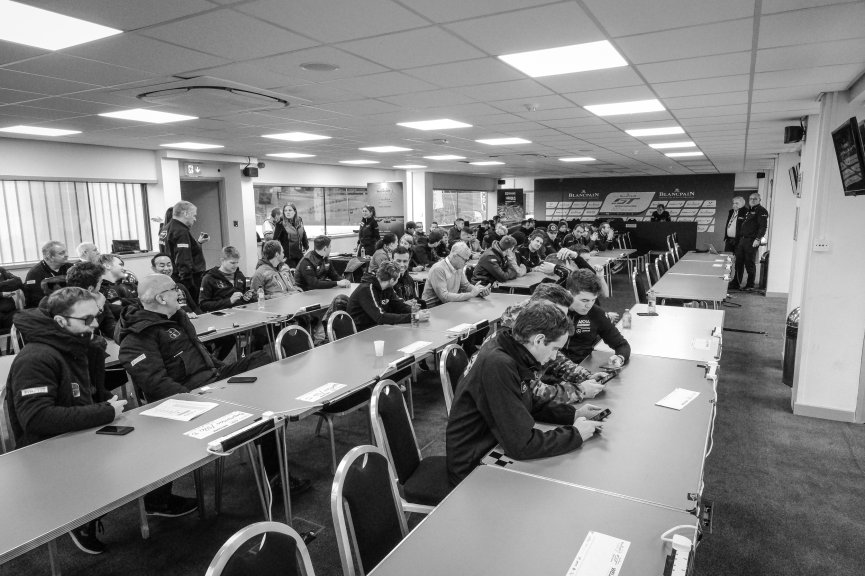 Drivers Briefing
